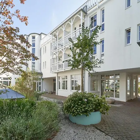 Gemuetliche Mit Grossem Balkon In Apartment Sellin (Rugen)
