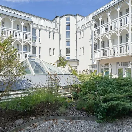 Apartment Gemuetliche Mit Grossem Balkon In Sellin (Rugen)