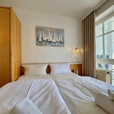 Apartment Gemuetliche Mit Grossem Balkon In *