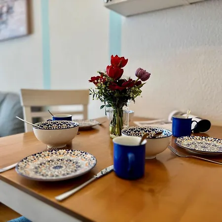 Gemuetliche Mit Grossem Balkon In Apartment *