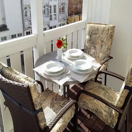 Apartment Gemuetliche Mit Grossem Balkon In Sellin (Rugen)