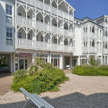 Gemuetliche Mit Grossem Balkon In Apartment